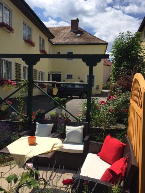 Hotel Pension Alte Muehle Klosterneuburg Kültér fotó
